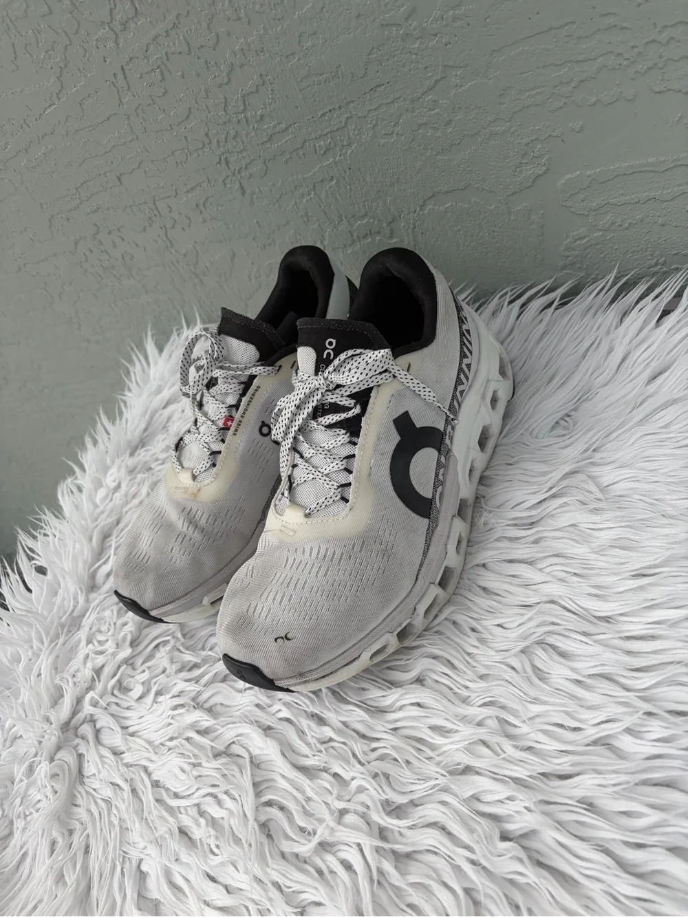 On Running White and Black Women's Sneakers